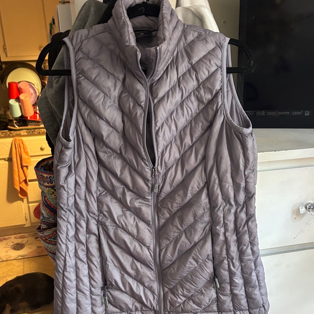 90 Degree Heat Women's Quilted Vest in Light Gray